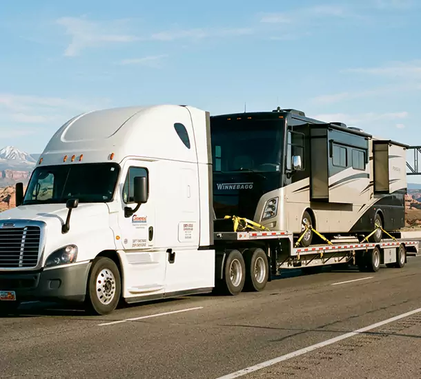 New York, NY RV Transport Service: Schedule Affordable RV Delivery With Us